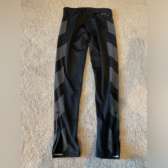 Nike Reflective Running Tight - Picture 1 of 4